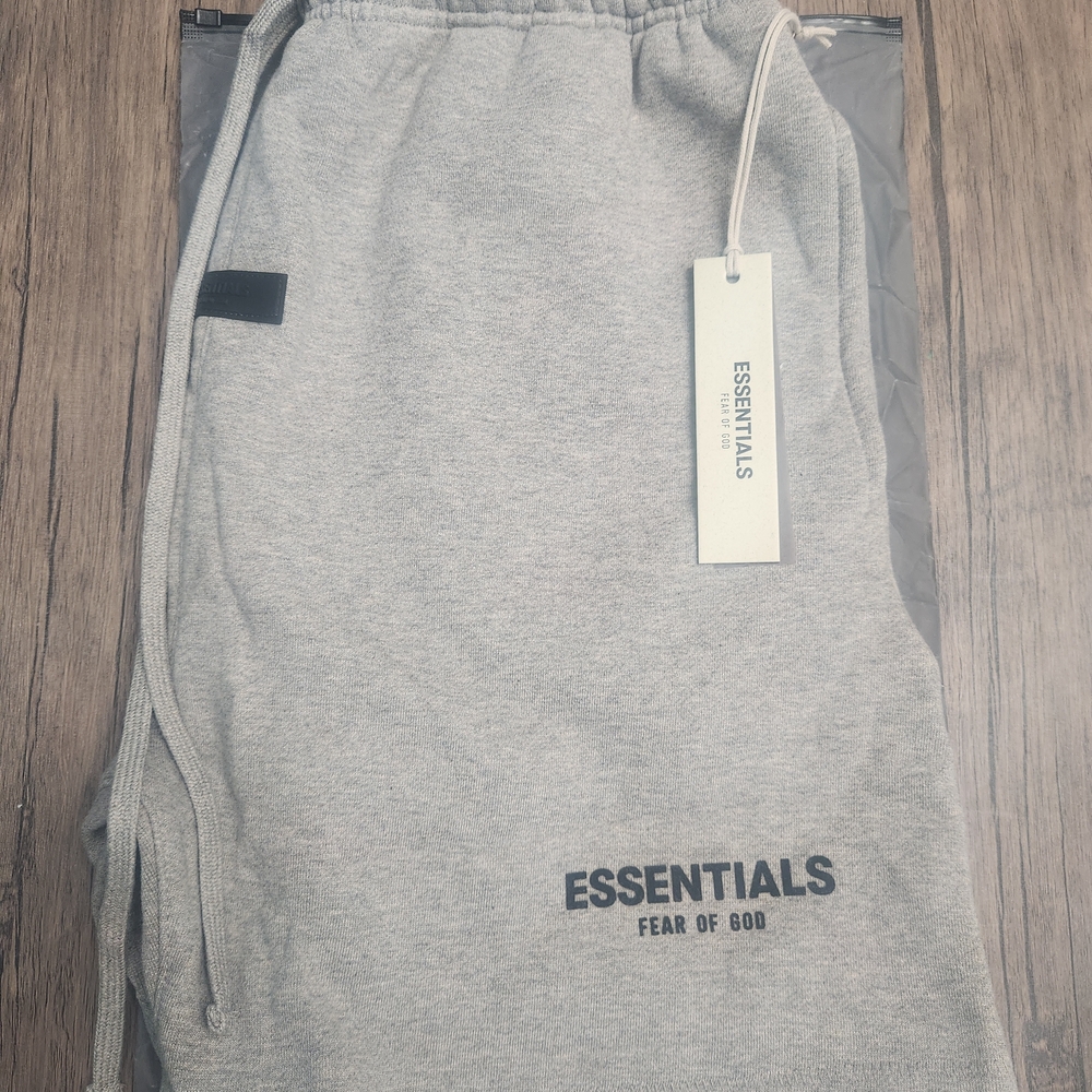 Essentials Fear of God Men’s Light Gray Shorts